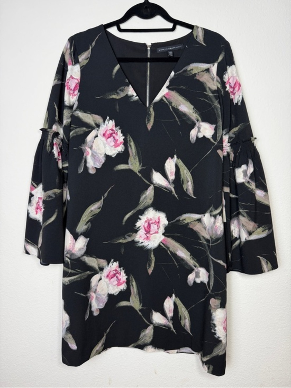 White House Black Market Floral Dress 14P Black Shift V-Neck Bell Sleeve Petite